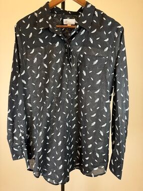 GAP Black Sheer Feather Print Boyfriend Fit Long Sleeve Popover Blouse | Size L